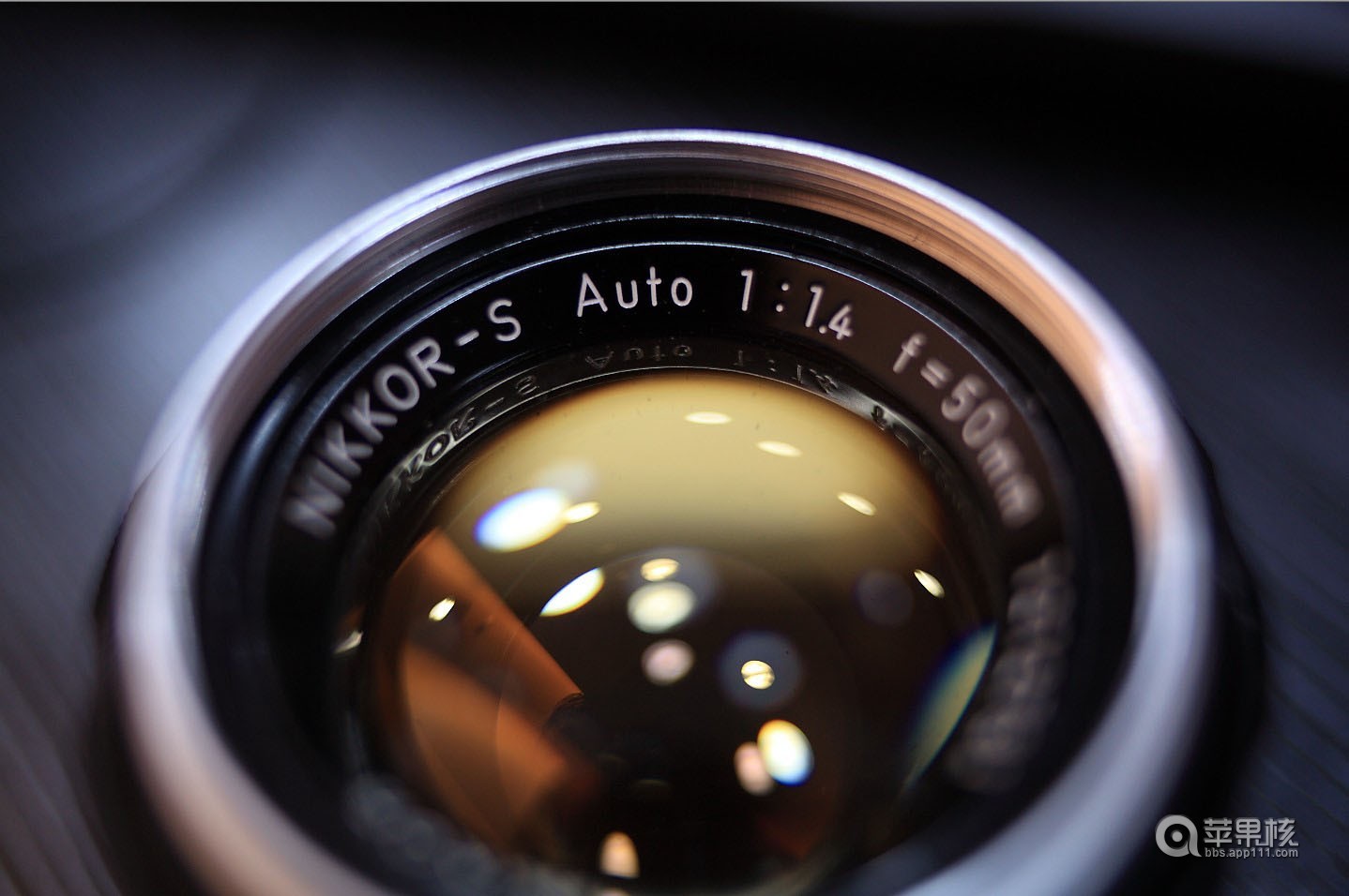 關(guān)于iPhone5鏡頭炫光的問題詳解