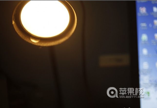 關(guān)于iPhone5鏡頭炫光的問題詳解